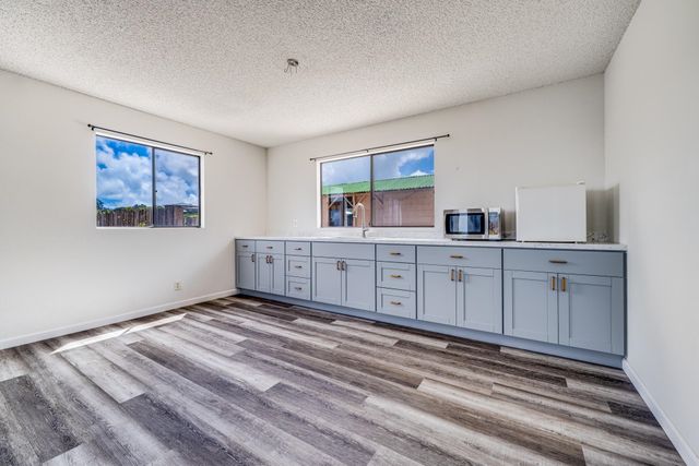 244 N Makaleha Pl, Makawao, HI 96768