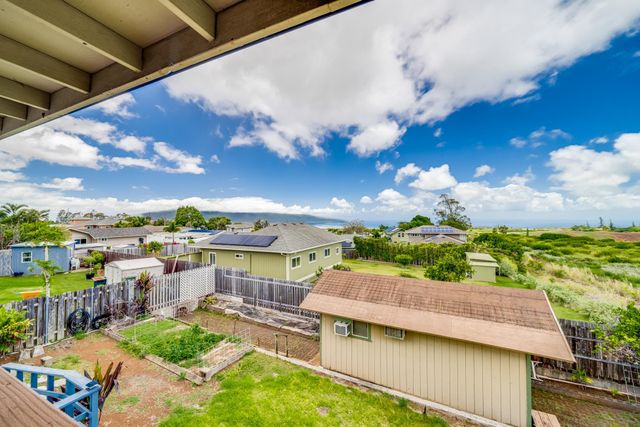 244 N Makaleha Pl, Makawao, HI 96768