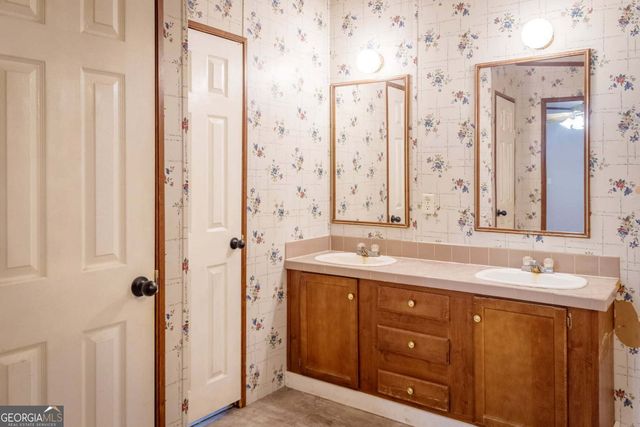 746 McKay Road, Gray, GA 31032