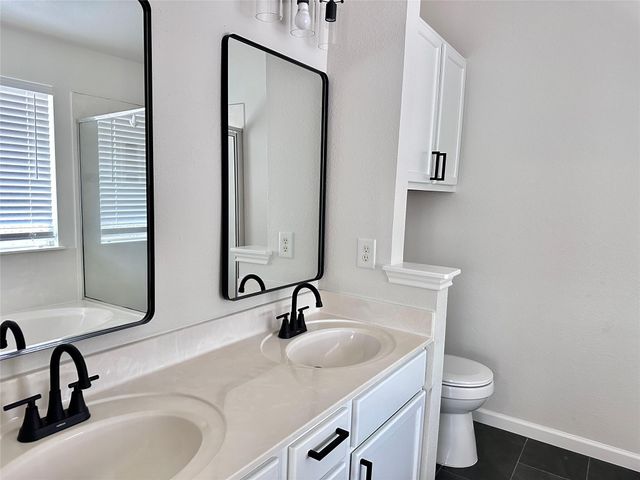 360 Atlantis, Kyle, TX 78640