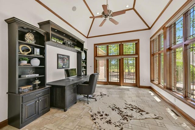 3277 N Canterbury LANE, Oconomowoc, WI 53066