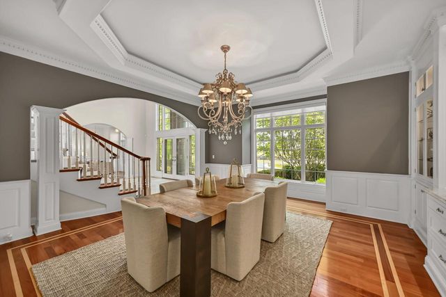 3277 N Canterbury LANE, Oconomowoc, WI 53066