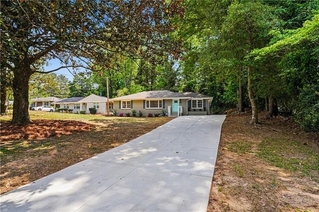 2330 Headland Drive, Atlanta, GA 30344