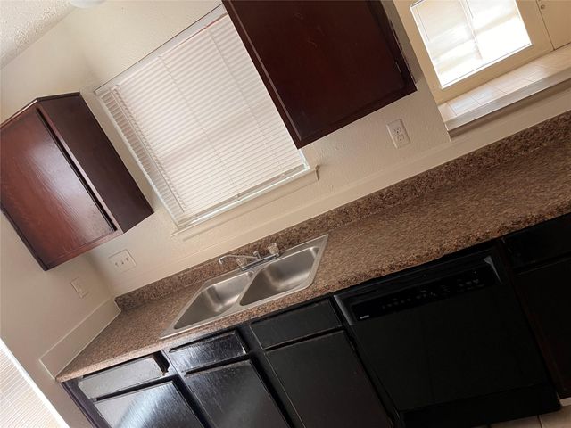 5415 Ridgemont Place, Houston, TX 77053