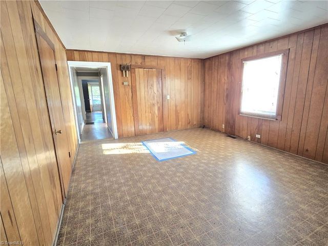 1112 Mill Avenue, High Point, NC 27260