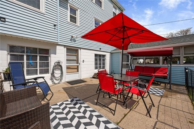 203 Little Creek Drive, Greece, NY 14616