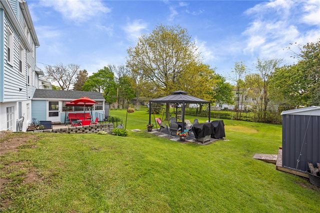 203 Little Creek Drive, Greece, NY 14616
