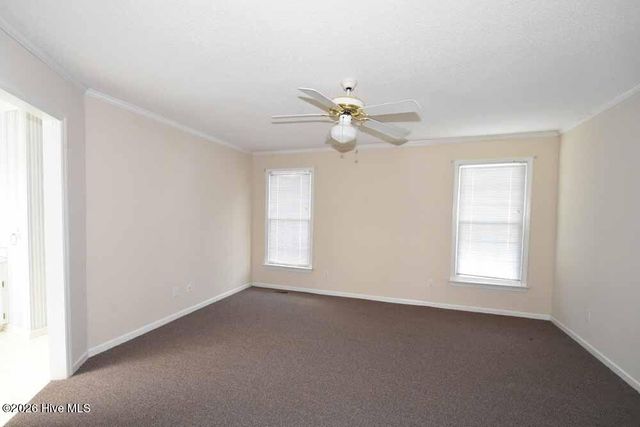 3818 Sterling Pointe Drive J1, Winterville, NC 28590