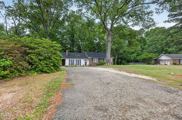 118 Castle Circle, Smithfield, NC 27577