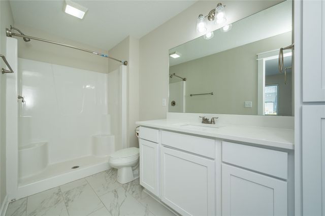 212 12th Court NW, Bondurant, IA 50035