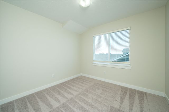 212 12th Court NW, Bondurant, IA 50035