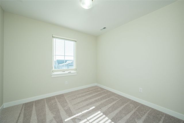 212 12th Court NW, Bondurant, IA 50035