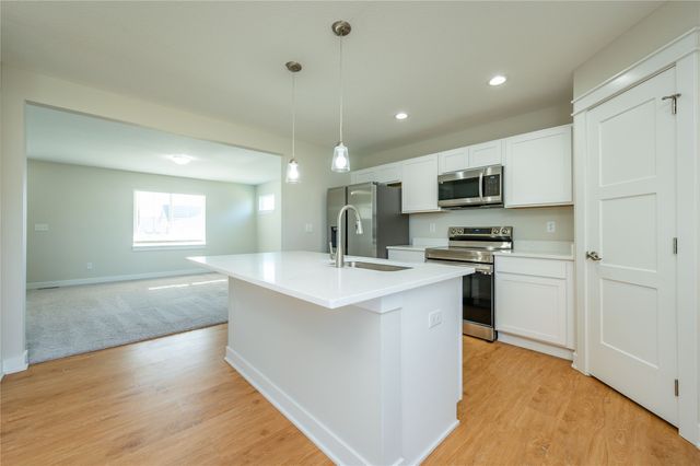 212 12th Court NW, Bondurant, IA 50035