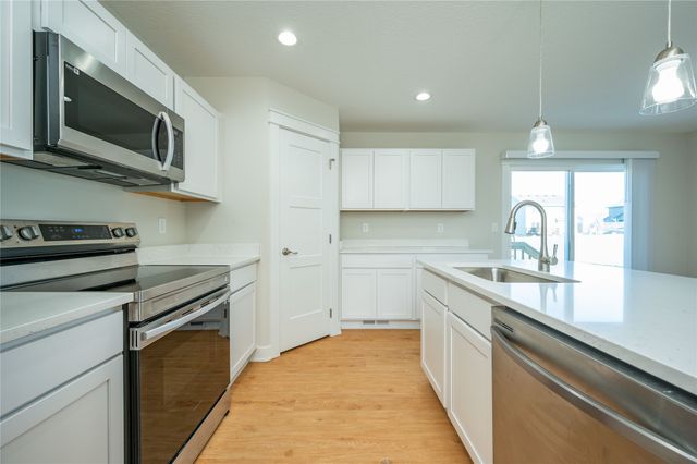 212 12th Court NW, Bondurant, IA 50035