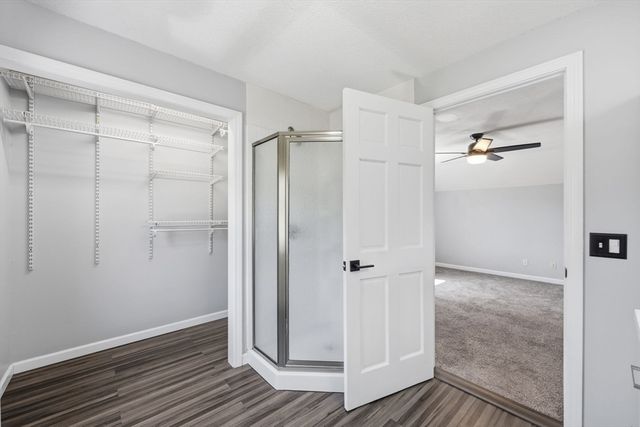 33 Winding Ln, Springfield, MA 01118