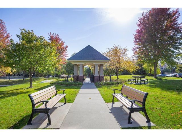 3640 Wooddale Avenue S 319, Saint Louis Park, MN 55416