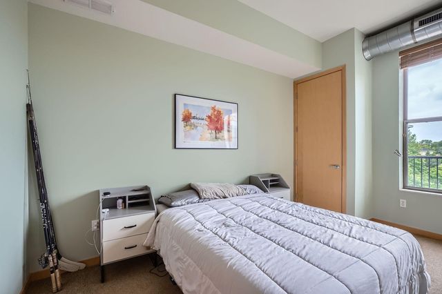 3640 Wooddale Avenue S 319, Saint Louis Park, MN 55416