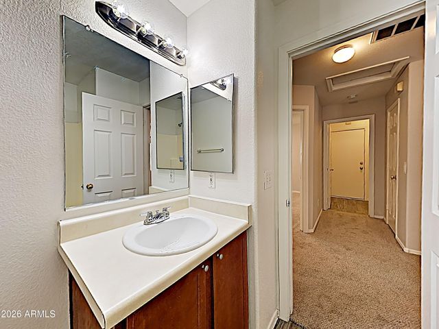 5013 S 24TH Avenue, Phoenix, AZ 85041