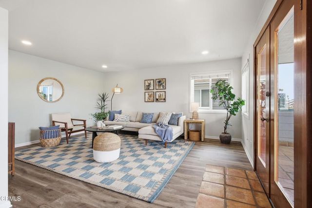 4582 4th Street, Carpinteria, CA 93013