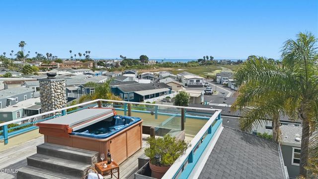 4582 4th Street, Carpinteria, CA 93013
