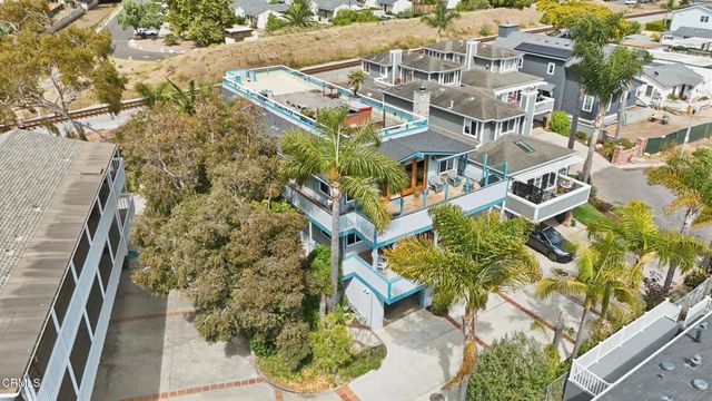 4582 4th Street, Carpinteria, CA 93013