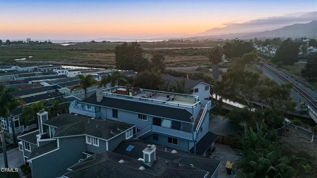 4582 4th Street, Carpinteria, CA 93013