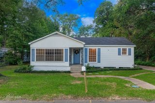 427 Elgin Street, Mooringsport, LA 71060