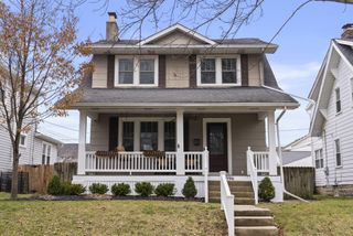 1096 W 2nd Avenue, Grandview, OH 43212