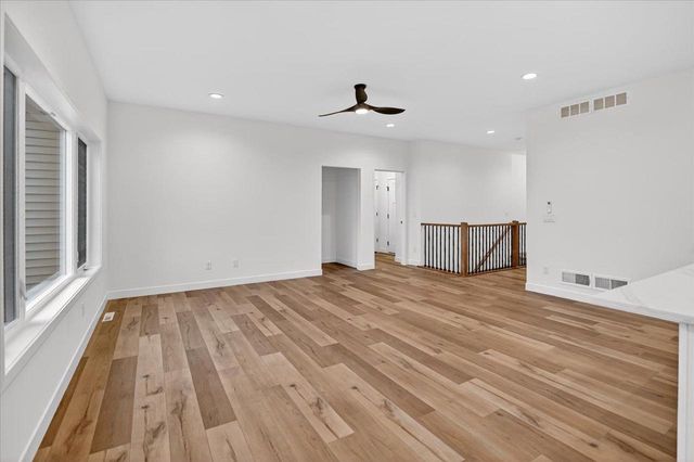 5617 Glorious Drive, Madison, WI 53718