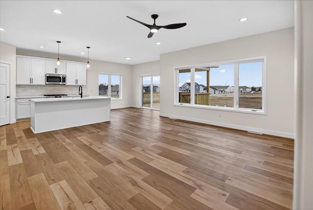 5617 Glorious Drive, Madison, WI 53718