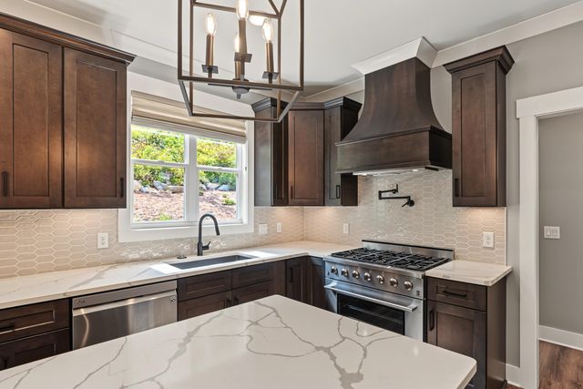 9837 Trestle Circle, Ooltewah, TN 37363