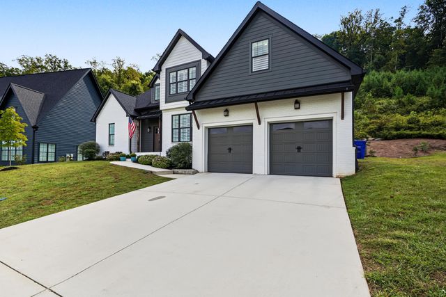 9837 Trestle Circle, Ooltewah, TN 37363