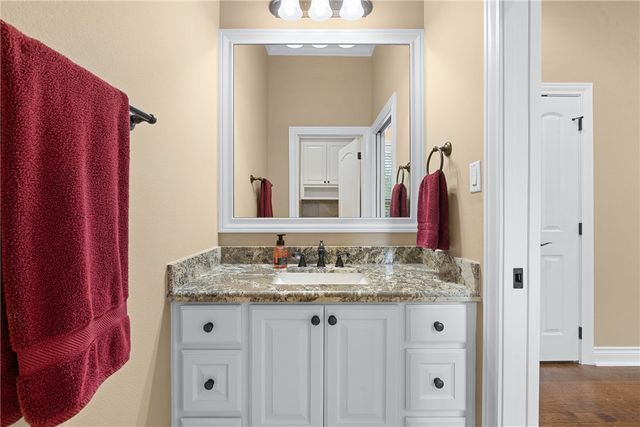 3501 Kanati Cove, College Station, TX 77845