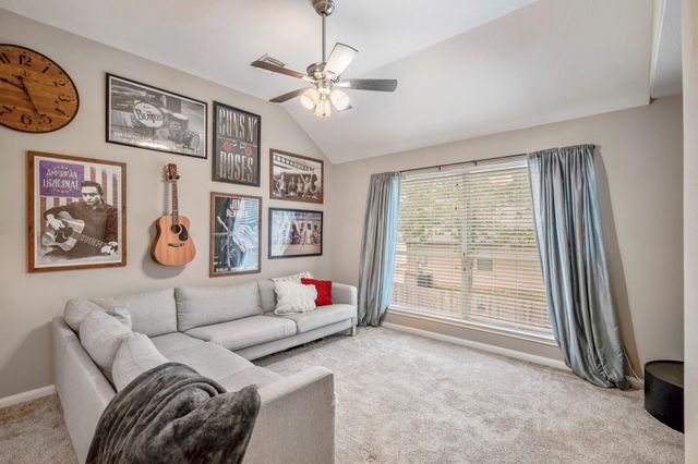 11826 Thoreau Drive, Montgomery, TX 77356