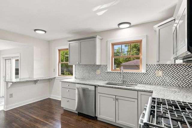 8616 1st Avenue S, Bloomington, MN 55420