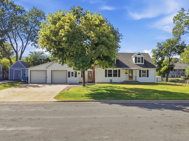8616 1st Avenue S, Bloomington, MN 55420