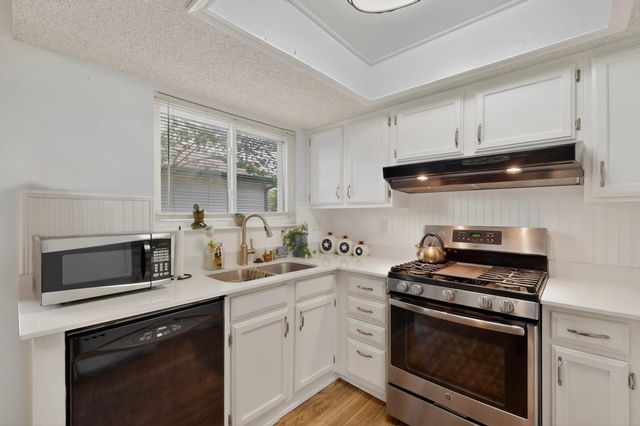 507 Thousand Oaks BLVD, Georgetown, TX 78628