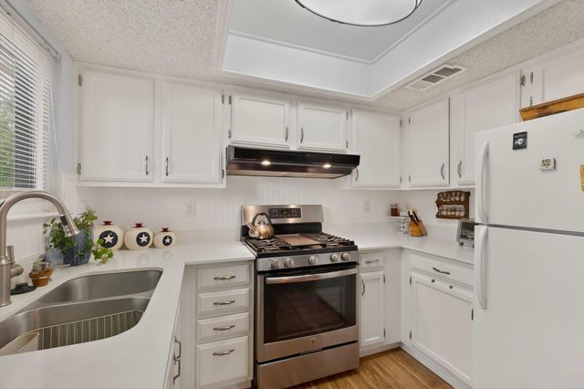 507 Thousand Oaks BLVD, Georgetown, TX 78628