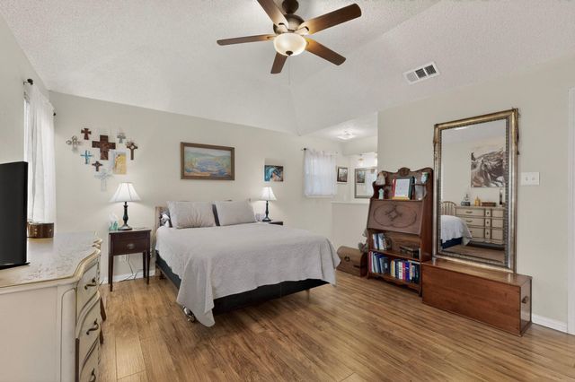 507 Thousand Oaks BLVD, Georgetown, TX 78628
