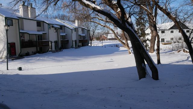 11361 Jay Street NW, Coon Rapids, MN 55433