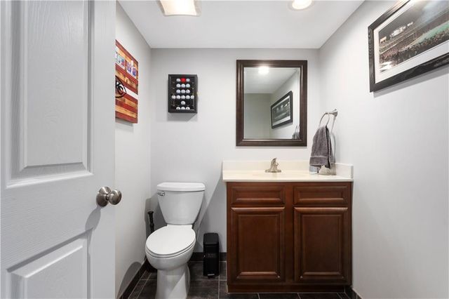 8423 N Paris Court, Kansas City, MO 64153