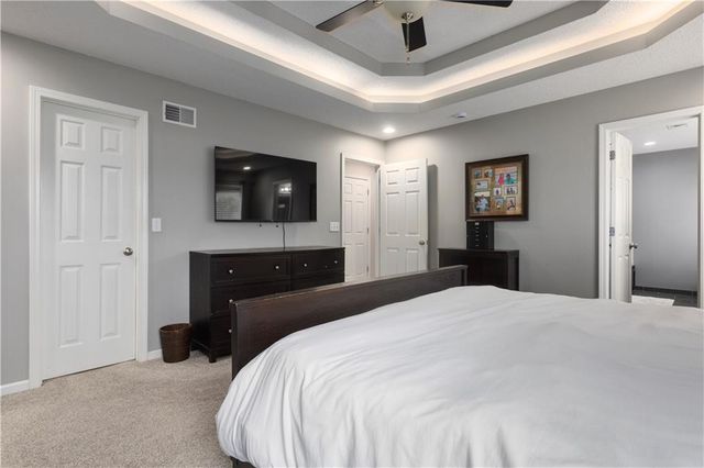 8423 N Paris Court, Kansas City, MO 64153