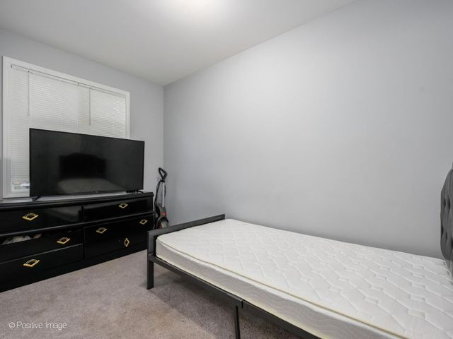 15709 Lexington Avenue, Harvey, IL 60426