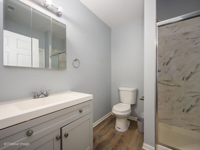 15709 Lexington Avenue, Harvey, IL 60426