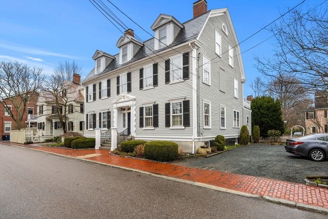 7 Hamilton Street 2, Salem, MA 01970