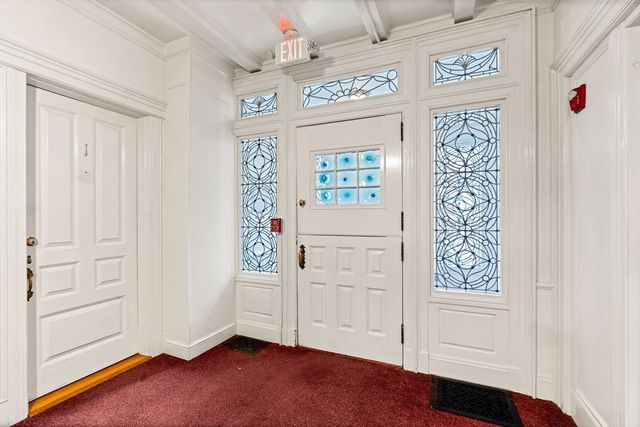 7 Hamilton Street 2, Salem, MA 01970