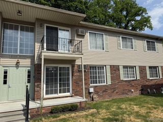 8162 24 Mile Rd, Shelby Twp, MI 48316