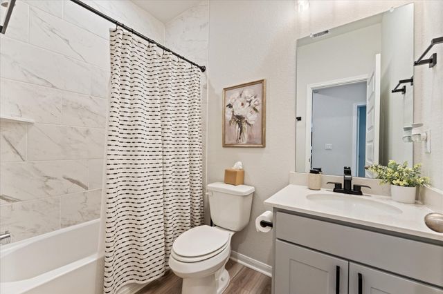 8410 Sweet Cherry Lane, Magnolia, TX 77354