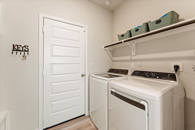 8410 Sweet Cherry Lane, Magnolia, TX 77354