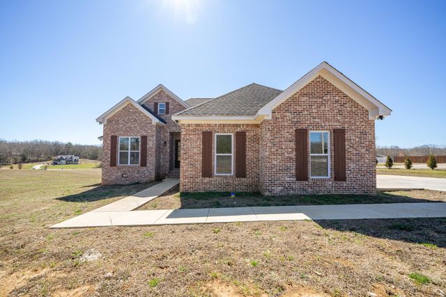 245 FULLEN LN, Savannah, TN 38372